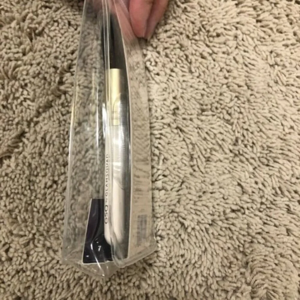 Two pack makeup brush